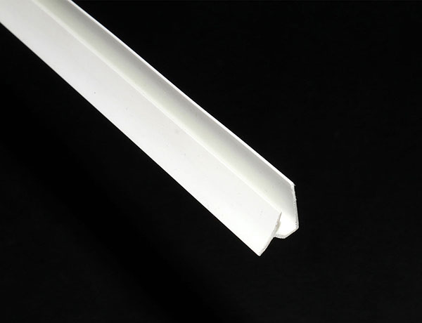 Угловой профиль для кухонных фартуков из АБС и ХДФ