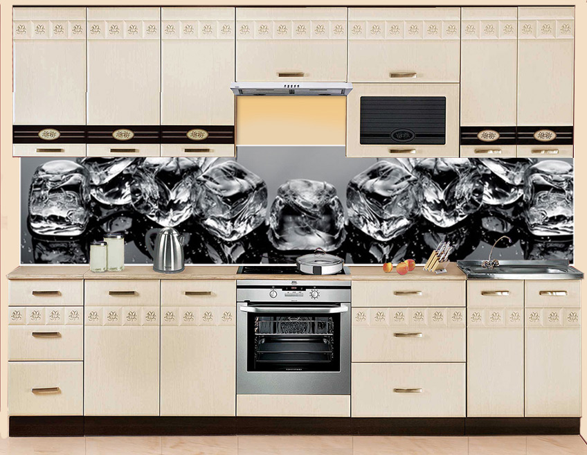 Фартук МДФ FM 16 в интерьере кухни с кубиками льда