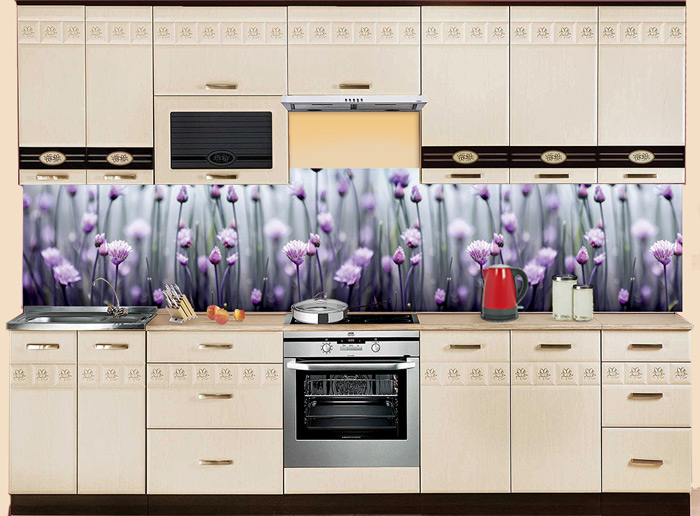 Фартук МДФ FM 17 с полевыми цветами в интерьере