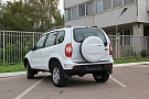 Бокс запасного колеса  Chevrolet Niva с серебряной эмблемой