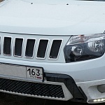 Рено Дастер решетки радиатора.