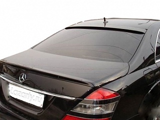 Накладка на заднее стекло Mercedes-Benz W-221